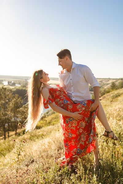 Photographe de mariage Anna Nikolaeva (byrayskaya). Photo du 4 février 2019