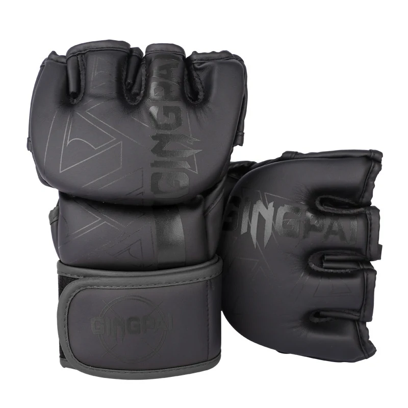 Gants d'entraînement Sanda pour le combat et sac de sable, respirants. Conçus pour un maintien et une protection supérieurs. Parfait pour les arts martiaux.