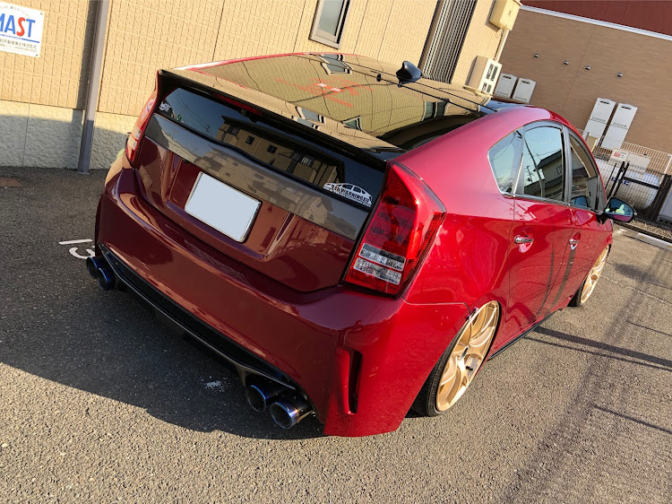 プリウスのエアサスはいいぞ〜！・黄フォグ愛好会・洗車に関するカスタム事例の投稿画像3枚目