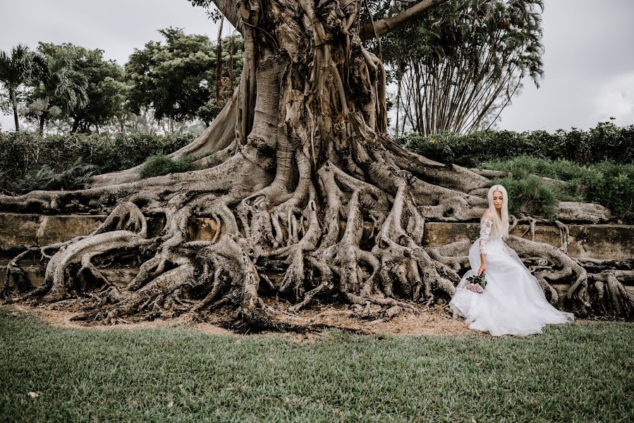 Fotógrafo de casamento Jeanne Quintero (snezaph). Foto de 15 de setembro 2022