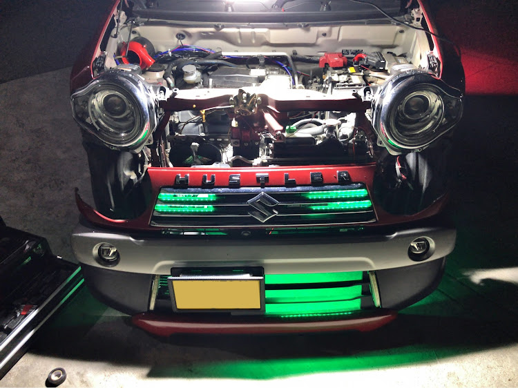 ハスラーのグリルLED・夜空ガレージ・STAR GARAGE・電飾男子に関するカスタム事例の投稿画像5枚目