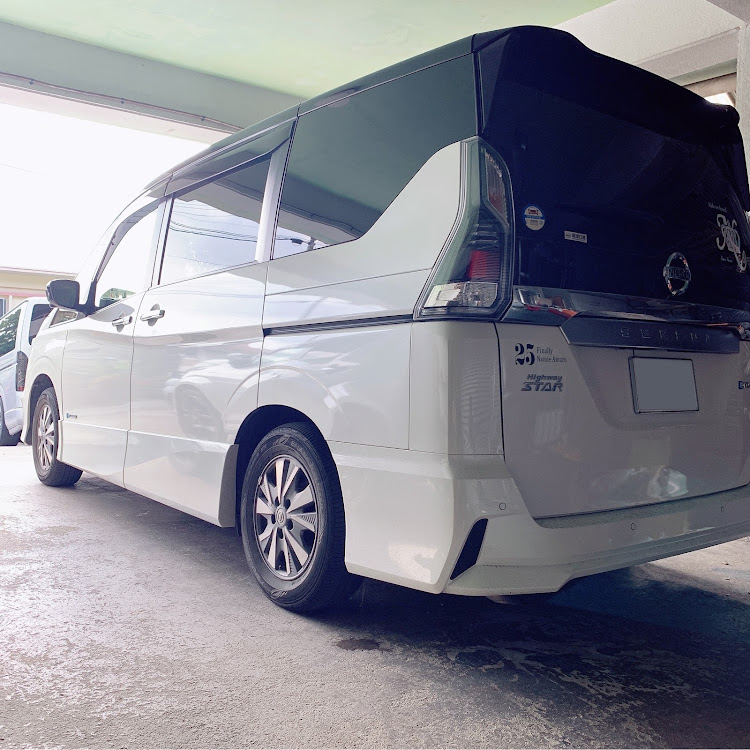 セレナのセレナe-power・セレナC27・ホイール・セレナ愛に関するカスタム事例の投稿画像1枚目