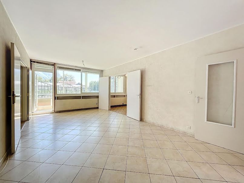 Vente appartement 4 pièces 95 m² à Gaillard (74240), 300 000 €