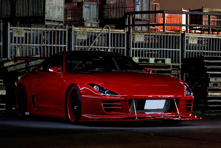スープラの夜間撮影・teamカツォ・これはヤバい・楽しい時間に関するカスタム事例の投稿画像1枚目