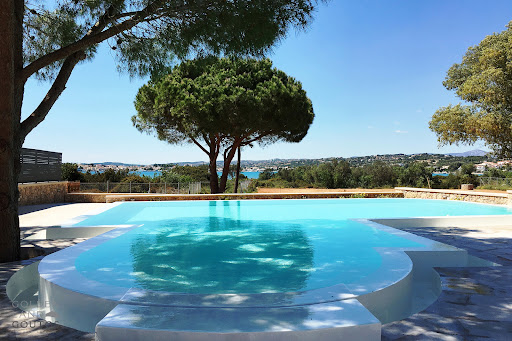 Villa 1