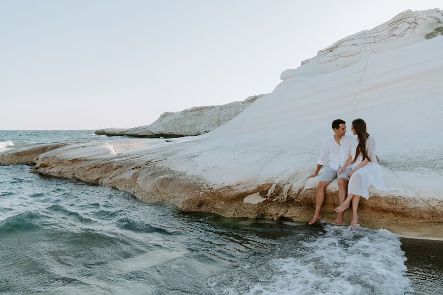 Wedding photographer Olga Kornilova (olelukole). Photo of 19 November 2022