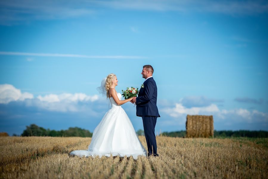 Fotografo di matrimoni Kristīne Lejniece (brilliantwedding). Foto del 3 marzo 2019