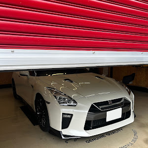 NISSAN GT-R R35