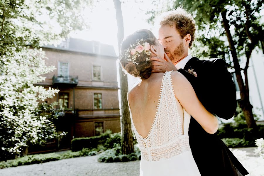 Fotografo di matrimoni Julia Galati (juliagalatiphoto). Foto del 27 novembre 2018