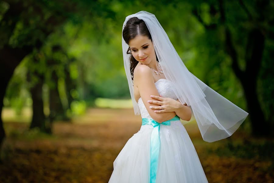 Photographe de mariage Márton Bozsó (bozsomarton). Photo du 3 mars 2019