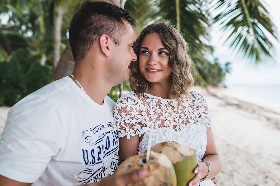 Fotógrafo de casamento Mikhail Chernov (mikhail79). Foto de 16 de outubro 2017