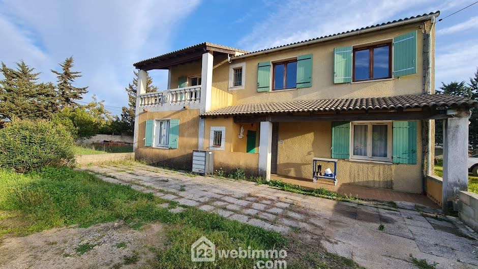 Vente villa 11 pièces 178 m² à Gonfaron (83590), 390 000 €