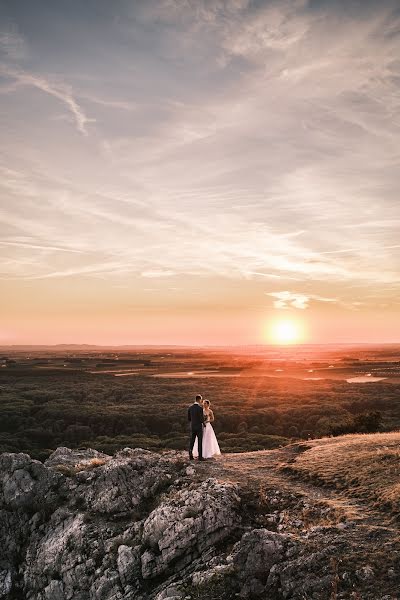 結婚式の写真家Vlado Mikloš (vladomiklos)。2023 5月10日の写真