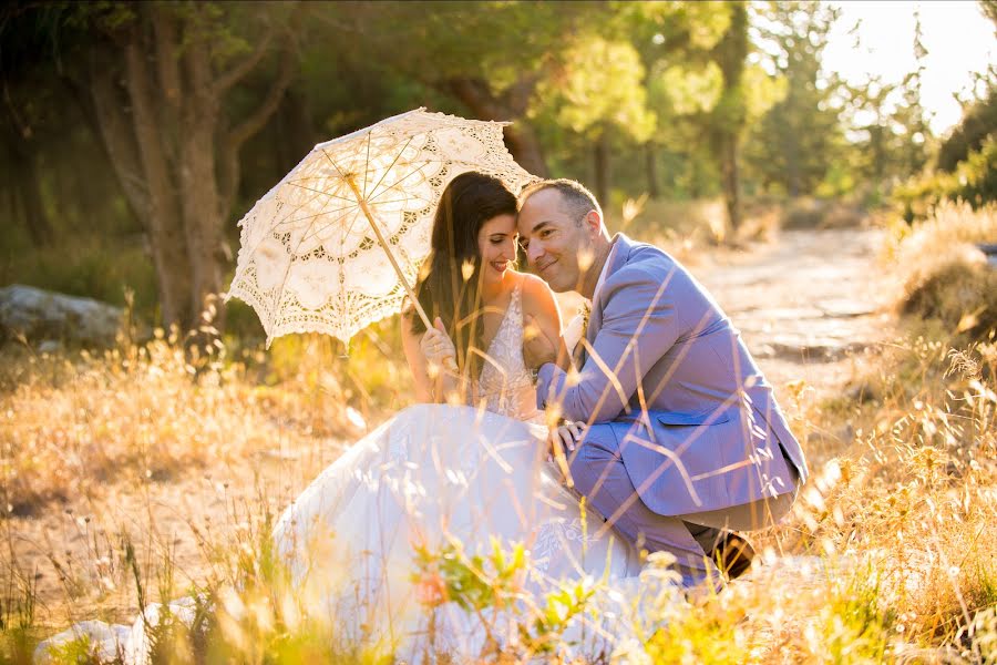 Wedding photographer Georgia Sartzetaki (sartzetaki). Photo of 14 October 2021