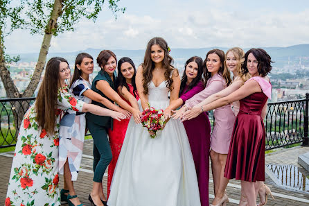 Wedding photographer Ekaterina Bondar (katrinlegacy). Photo of 13 August 2018