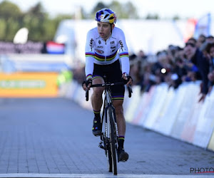 Van Aert rapidement distancé par Van der Poel: "Avec les jambes que j'avais, la deuxième place était le maximum"