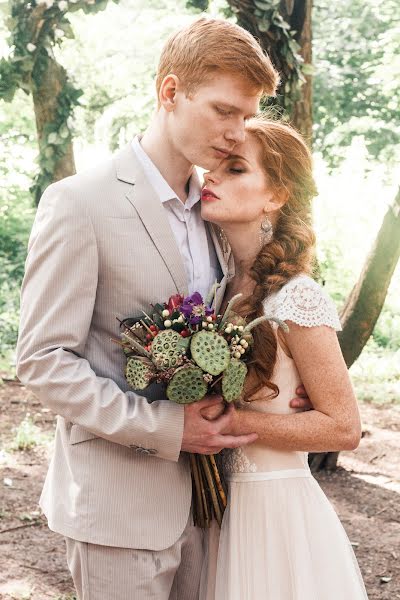 Fotógrafo de casamento Anna Lesnikova (annalesnikova). Foto de 18 de setembro 2017