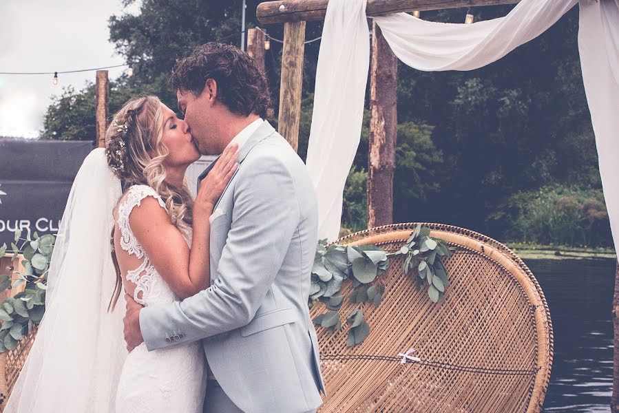 Fotografo di matrimoni Lory Van Der Neut (vanderneut). Foto del 25 febbraio 2019