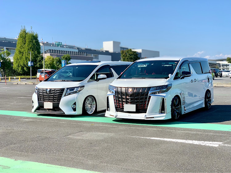 アルファードのつくば・突発コラボ・秋分の日・秋の交通安全週間に関するカスタム事例の投稿画像1枚目