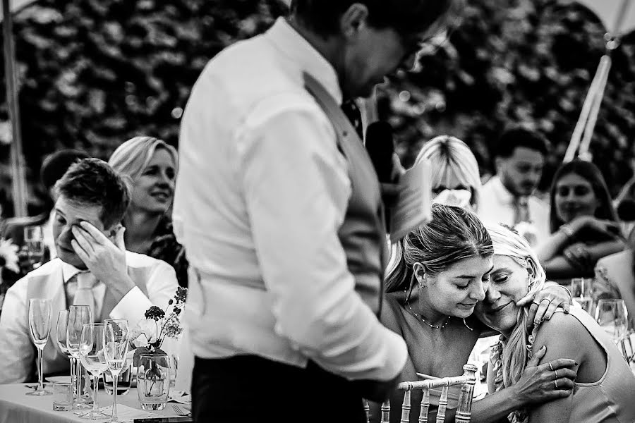 Fotografo di matrimoni Janina Brocklesby (reportagestudios). Foto del 15 maggio 2023