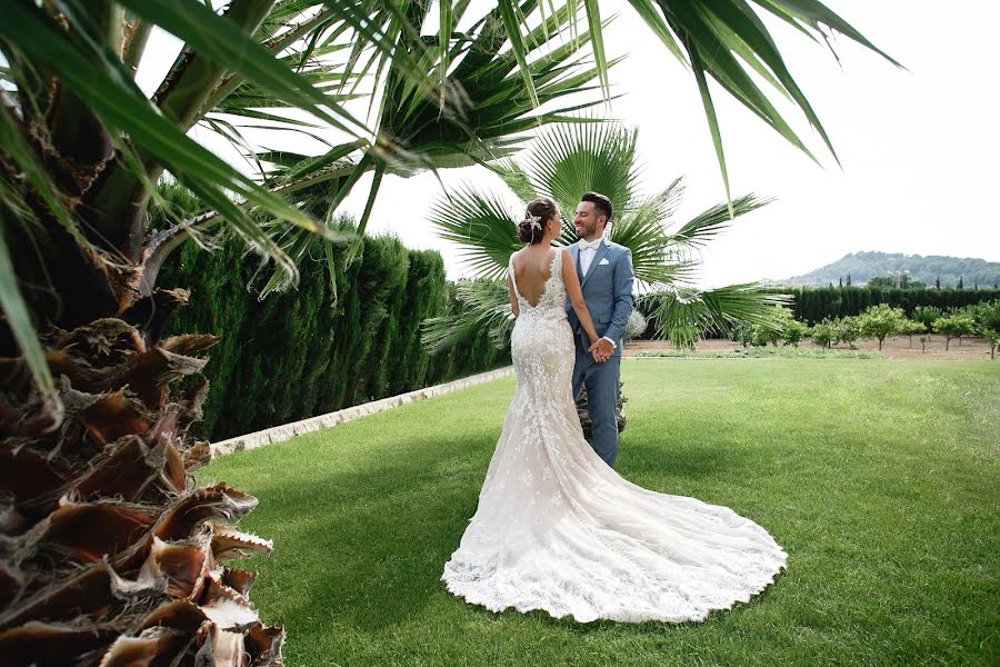 Fotógrafo de casamento Vitalii Shmil Reshetniak (shmil). Foto de 11 de janeiro 2019