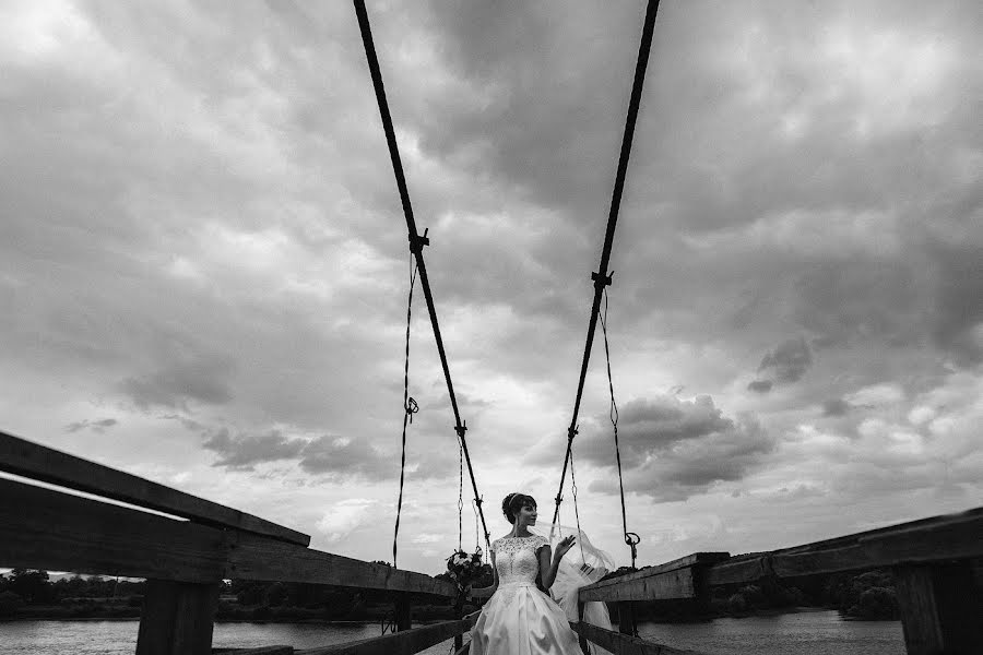 Fotógrafo de casamento Aleksey Lysov (alekss4907). Foto de 6 de janeiro 2018