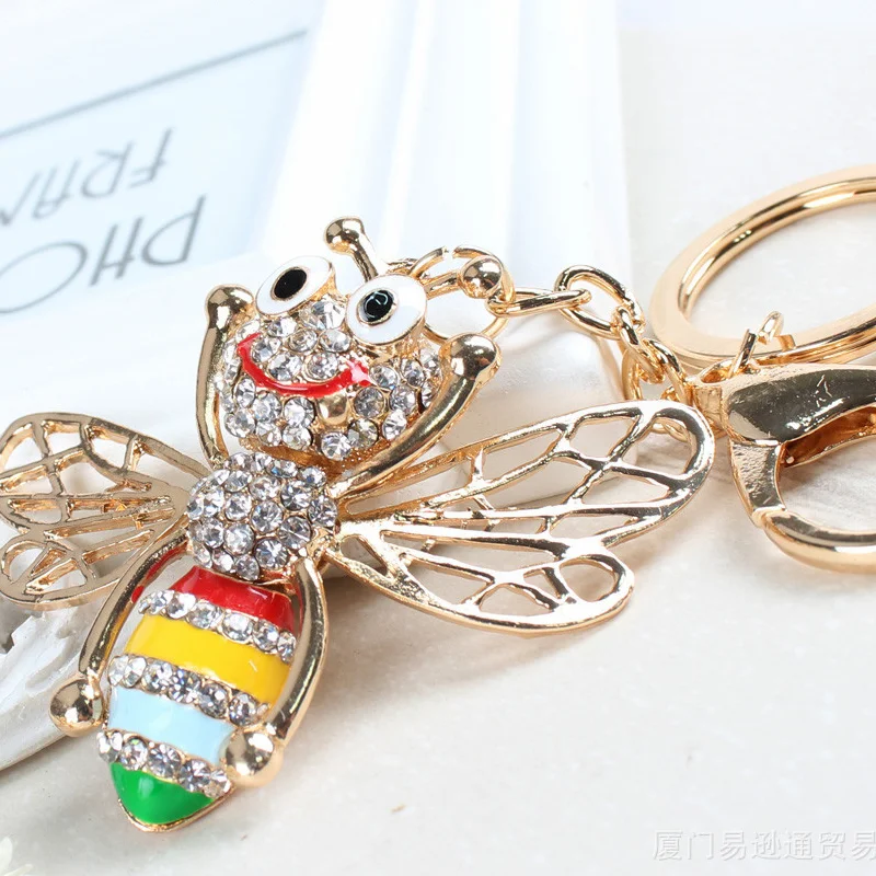 Petit sac à main adorable en forme d'abeille avec pendentif boucle porte-clés diamant, accessoire charmant et pratique pour votre quotidien.