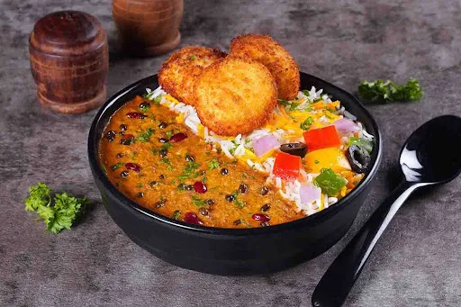 Dal Makhni Rice Bowl With Dahi Kebab