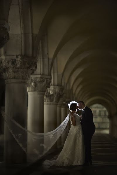 結婚式の写真家Giuseppe Silvestrini (silvestrini)。2017 7月4日の写真