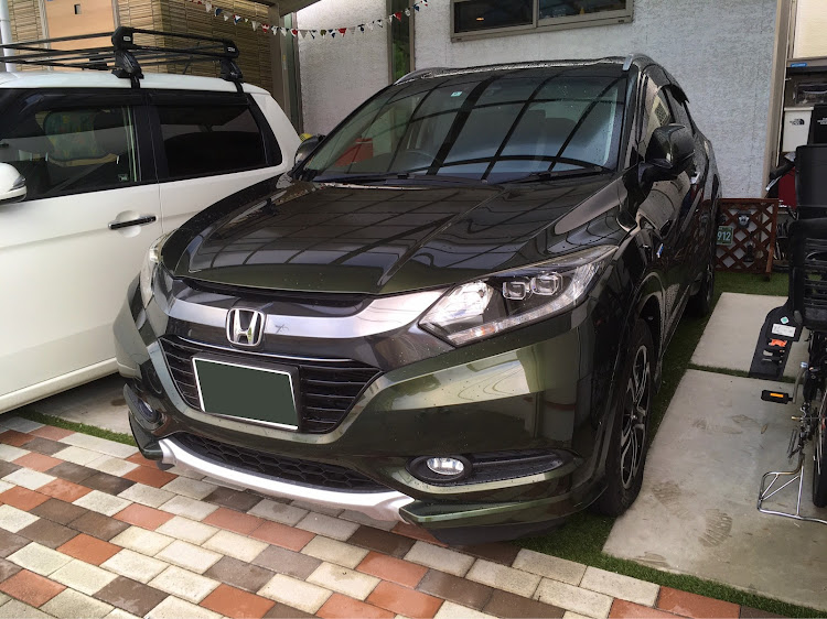 ヴェゼルの納車しました。・中古車に関するカスタム事例の投稿画像1枚目