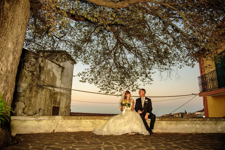 Fotografo di matrimoni Dario Dalessandro (dariodalessandro). Foto del 2 dicembre 2019