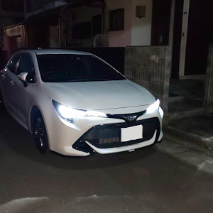 カローラスポーツ NRE210H