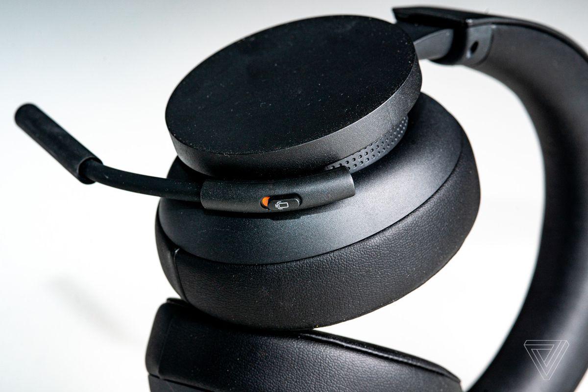 Xbox Stereo Headset review: affordable, wired, and works well - The Verge