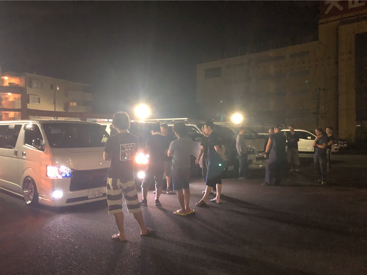 ハイエースバンのhappyバトン💫・ドライブ・オフ会・自粛生活に関するカスタム事例の投稿画像5枚目