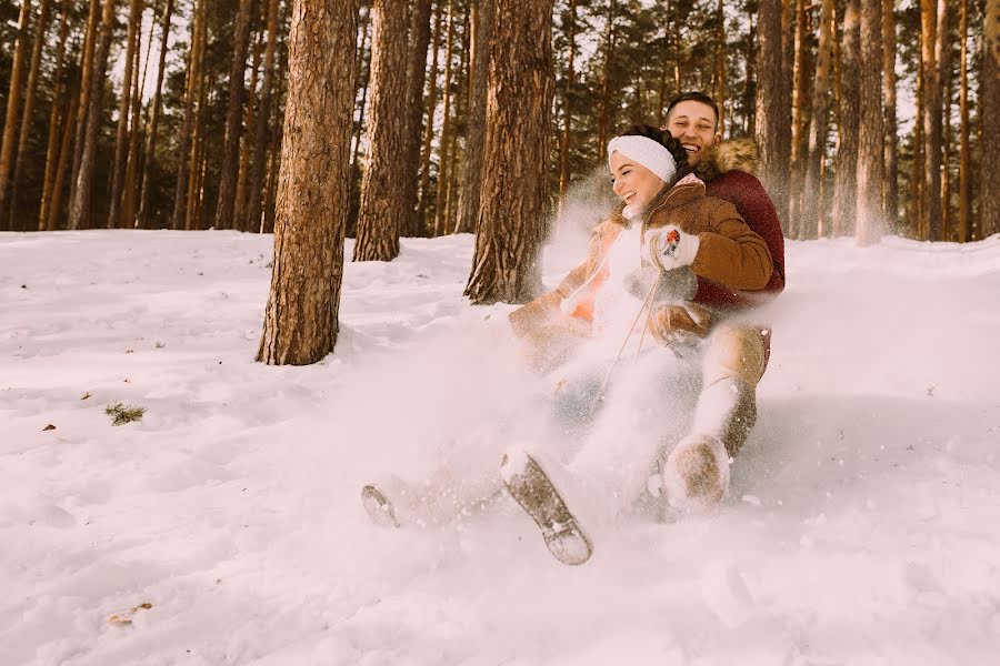 結婚式の写真家Sergey Naumenko (zenit41k)。2023 2月19日の写真