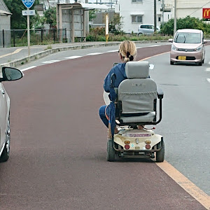 ハイエース