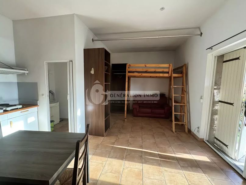 Location  appartement 1 pièce 32.02 m² à Saint-Rémy-de-Provence (13210), 650 €