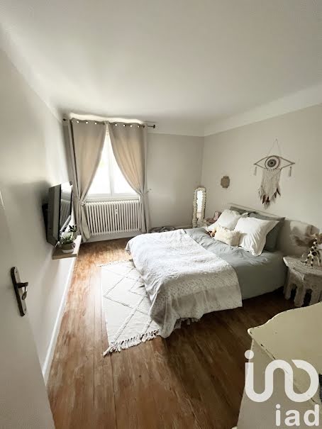 Vente appartement 3 pièces 73 m² à Vals-les-Bains (07600), 110 000 €