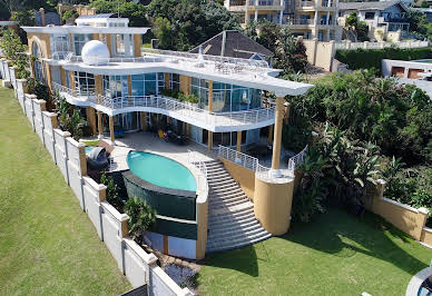 Maison avec piscine et jardin 2