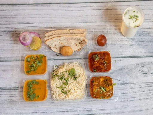 Gujarati Executive Thali