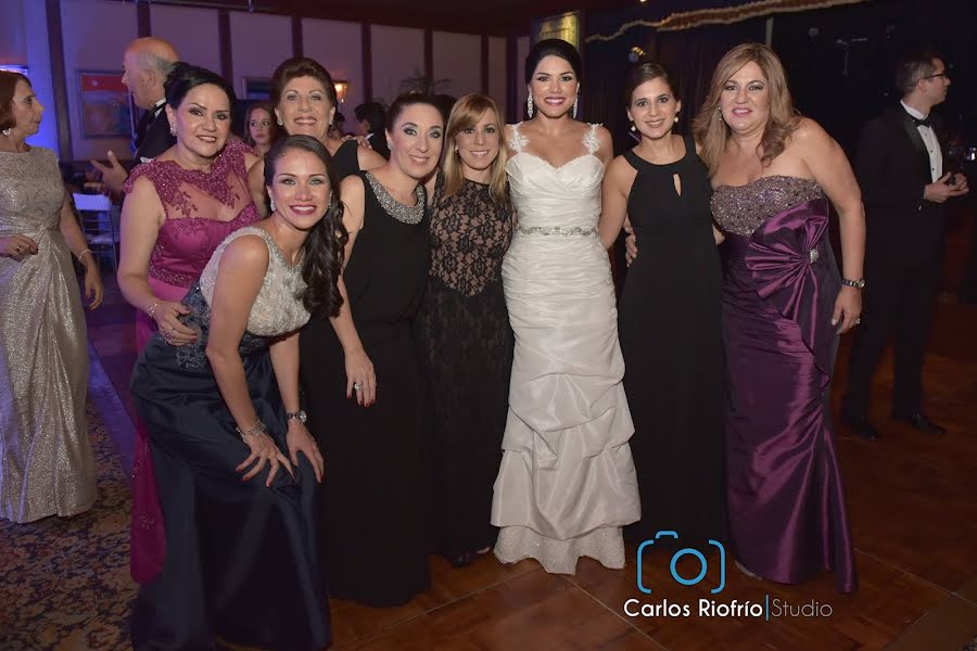 Fotógrafo de casamento Carlos Riofrio (carlosriofrio). Foto de 10 de junho 2020
