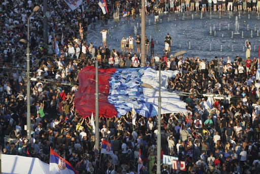 Ruski mediji: Demonstranti postavili ultimatum vlastima, Vučić očekuje nasilje