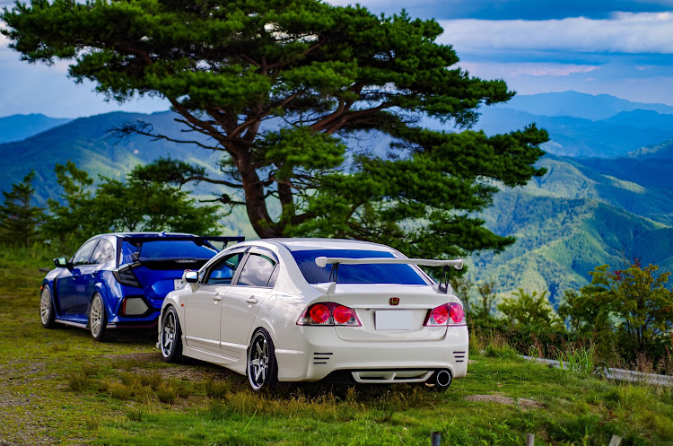シビックタイプRの山と愛車・お題投稿・夏休みの思い出・ドライブ・夏の雲は素敵に関するカスタム事例の投稿画像3枚目