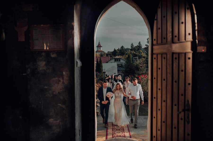 Vestuvių fotografas Cornel Spoiala (cornelspoiala). Nuotrauka 2019 rugsėjo 13