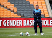 Sundowns have dispelled rumours of looking for a new coach in Gavin Hunt.