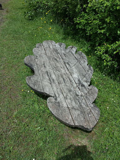 Leaf Bench 