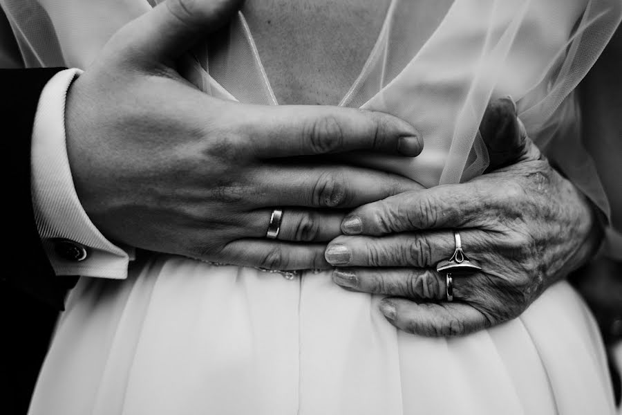 Fotógrafo de casamento Łukasz Topa (lmfoto). Foto de 1 de fevereiro