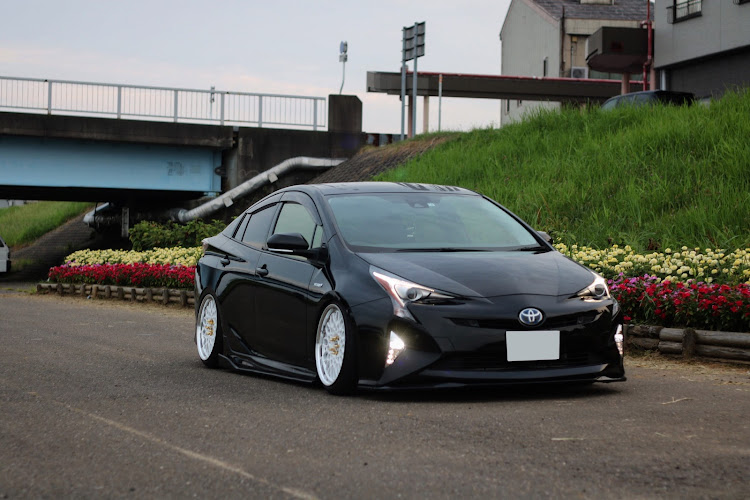 プリウスの目指せPickUpCars・車好きと繋がりたい・四駆・50プリウス・プリウス友達が欲しいに関するカスタム事例の投稿画像1枚目