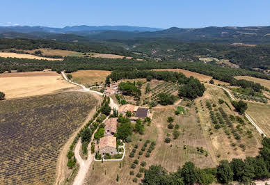 Propriété avec piscine 5