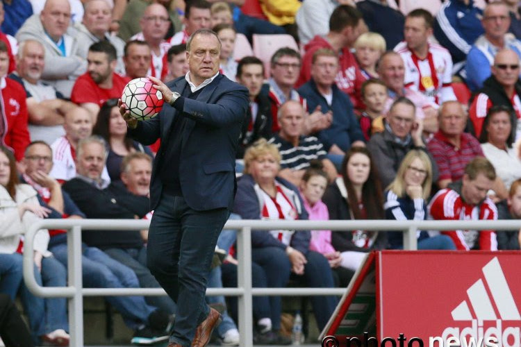 Dick Advocaat niet akkoord met maatregelen in stadions: "Als er op het strand 20.000 mensen mogen liggen..."